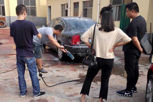 山西運(yùn)城客戶訂購4臺(tái)上門洗車機(jī) 山西運(yùn)城客戶訂購4臺(tái)上門洗車機(jī)